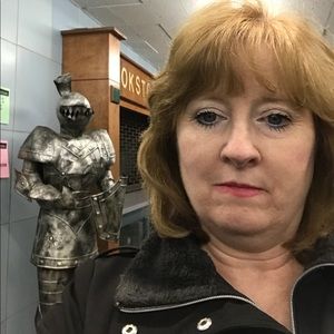 Meet your Posher, Joan